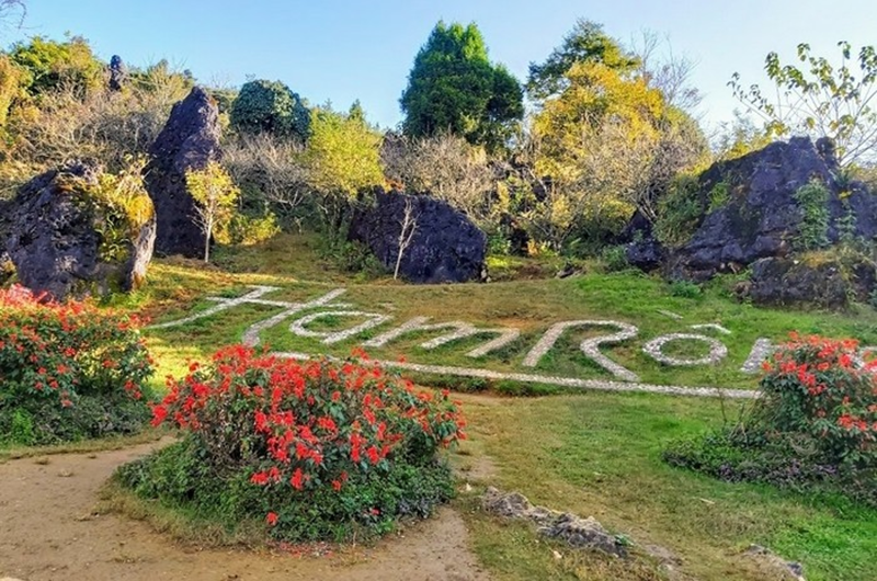 Núi Hàm Rồng là địa điểm tham quan nổi tiếng tại Sa Pa. (Nguồn: Sưu tầm)